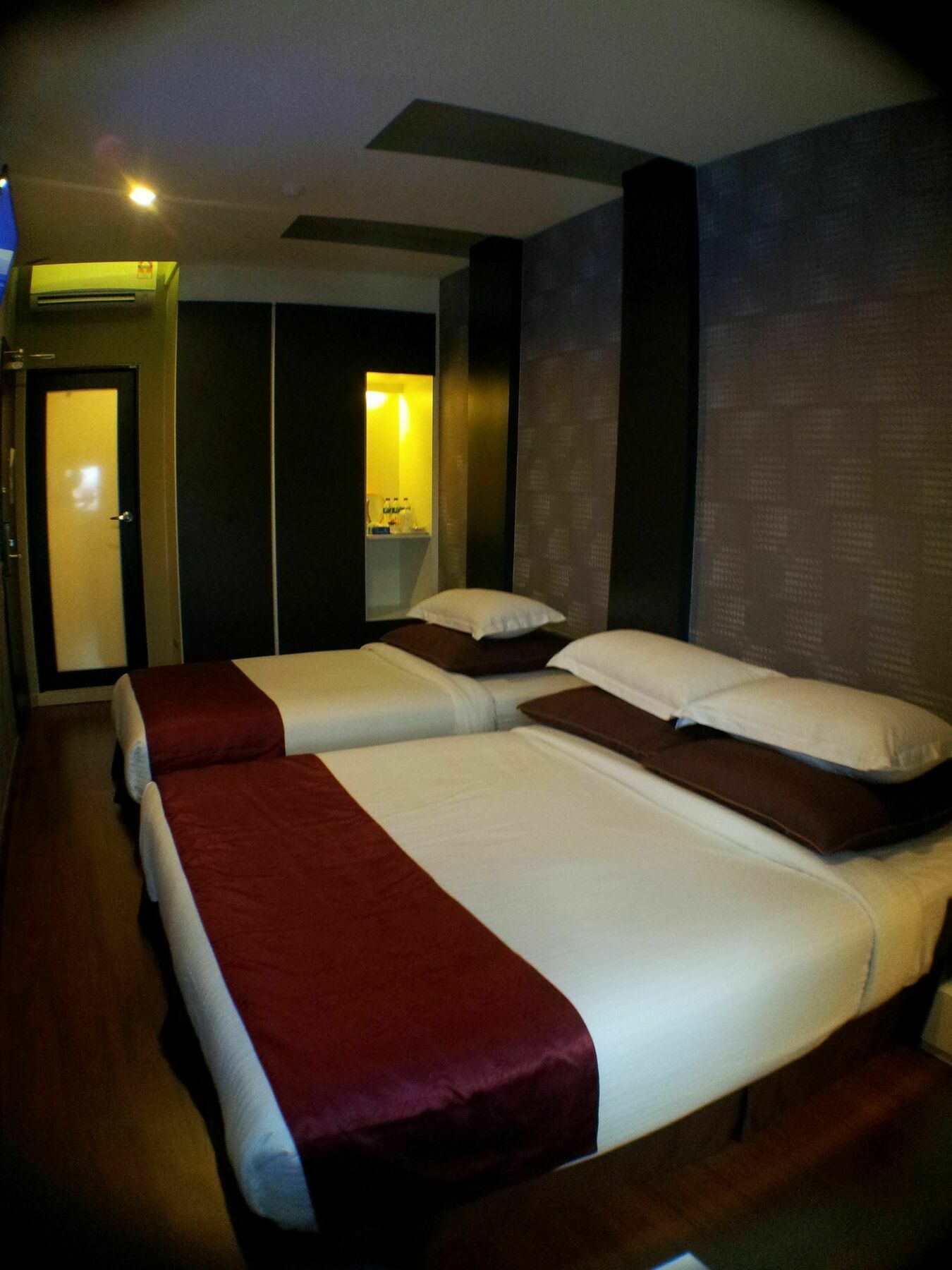 Chariton Hotel Nusa Bestari Johor Bahru Extérieur photo
