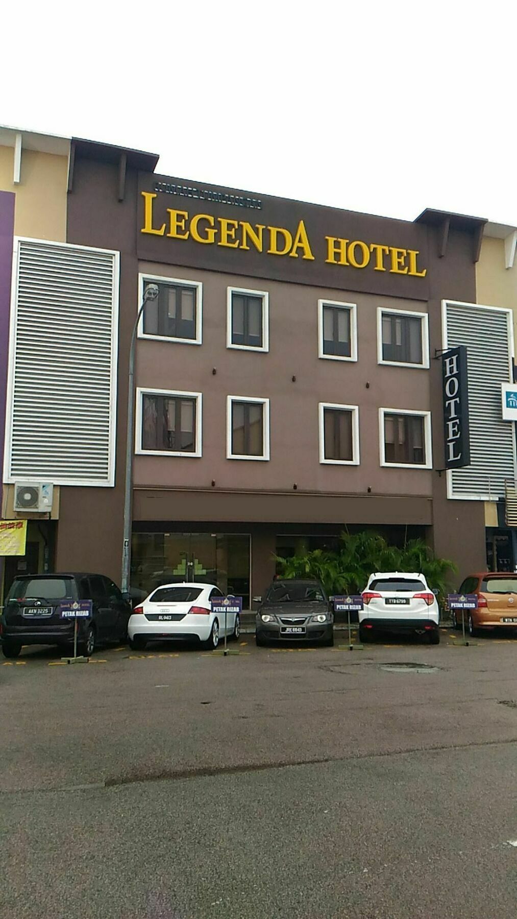 Chariton Hotel Nusa Bestari Johor Bahru Extérieur photo